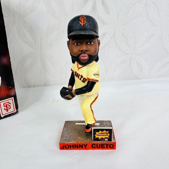 Johnny Cueto San Francisco Giants MLB 2017 SGA Bobblehead Shimmy Bobble - Picture 2 of 6